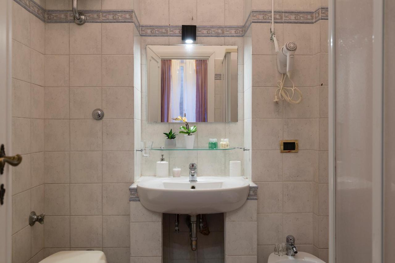 Monti Jungle Apartment - Urbana โรม ภายนอก รูปภาพ